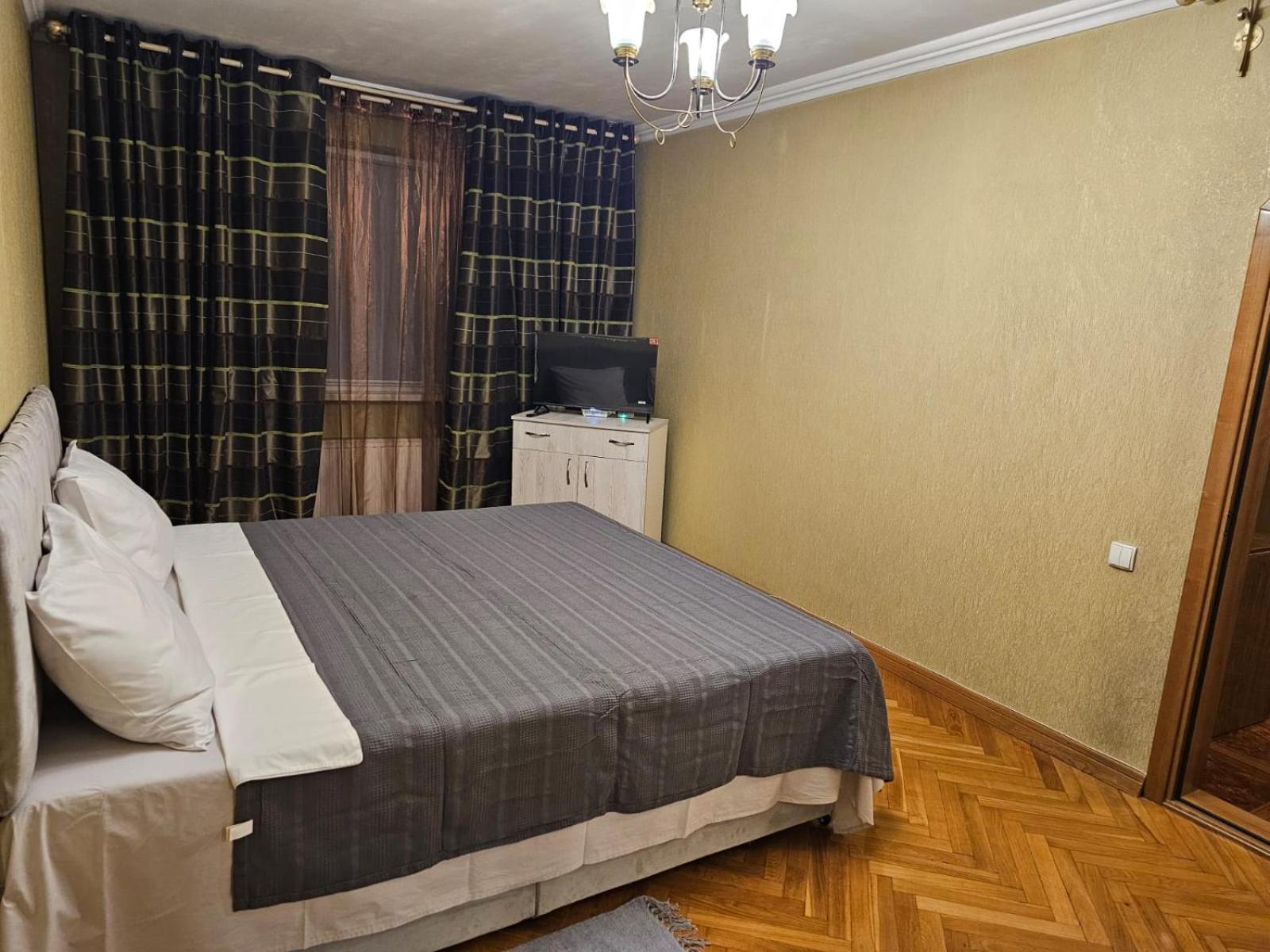 Bulevardul Dacia 18 Chisináu Exterior foto